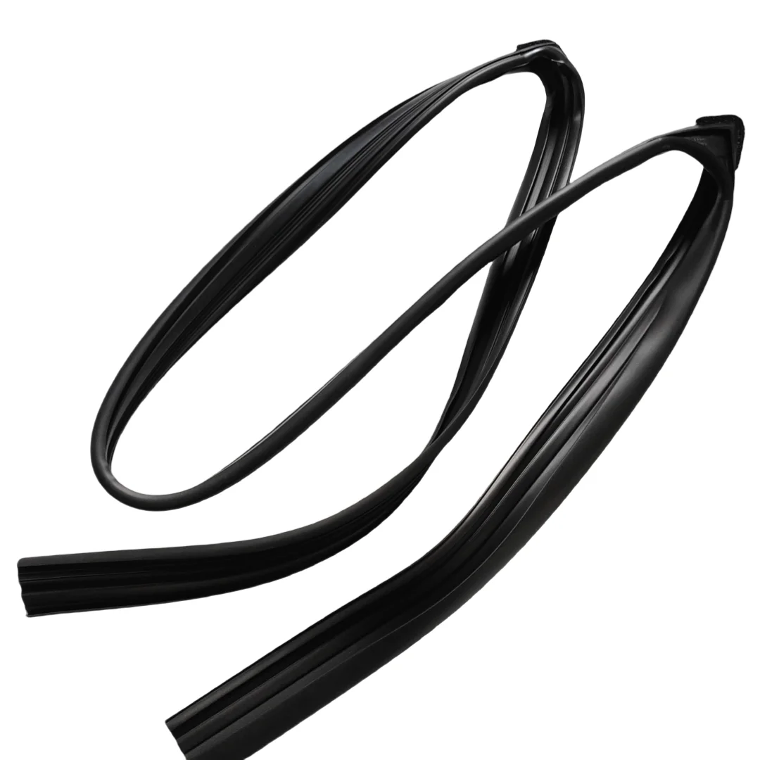 825402S000  For hyundai  2010-  IX35  LMC    Right front door glass sealing strip, glass guide groove rubber strip