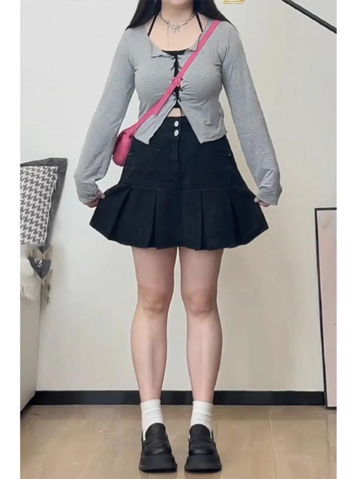 

Черная плиссированная джинсовая юбка А-силуэта с высокой талией, утягивающая, для женщин с фигурой типа «груша», летняя короткая юбка в корейском стиле для повседневной носки