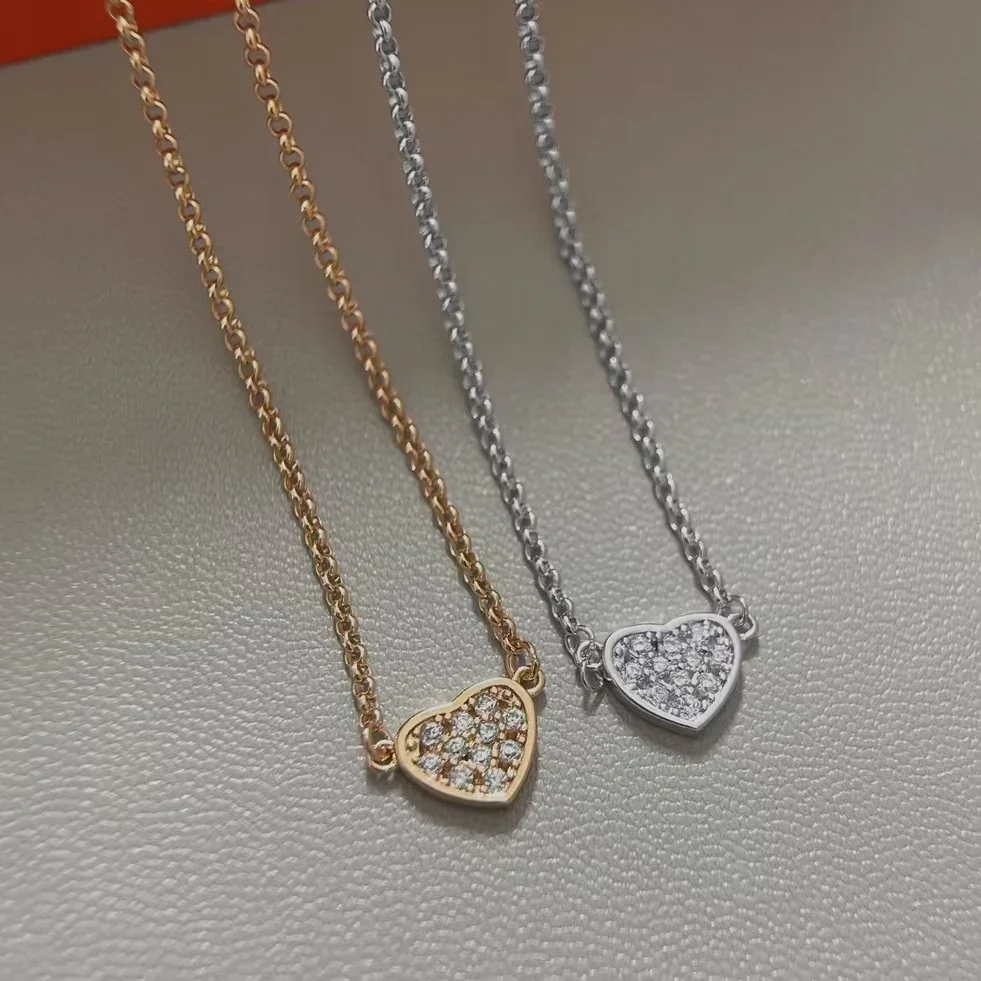 

2025 European and American New High Quality Love Necklace Simple and luxurious high-end S925 collares
