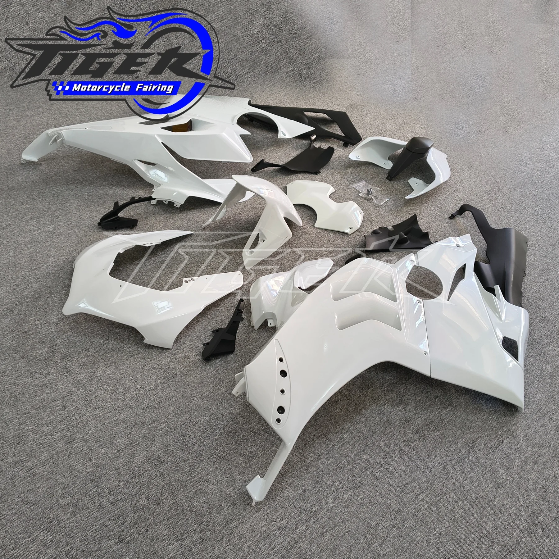 Motorcycle Fairings Kit for DUCATI V4S1000 2021 2022 21 22 Injection TOP White Bodywork Set