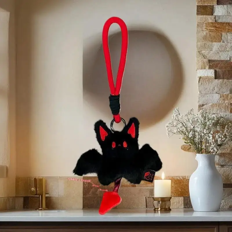 

Брелок в виде плюшевой куклы летучей мыши, вдохновленный Хэллоуин, маленький дьявол; Подарок на день рождения, ремешок, сумка, подвесной рюкзак, подвесной орнамент