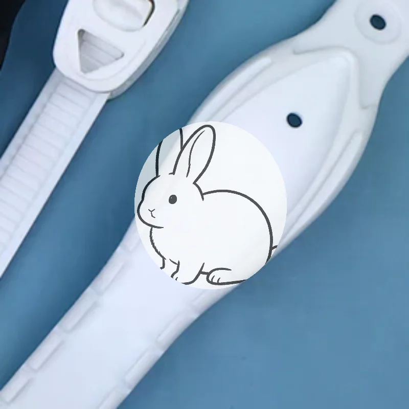 

Комплект из 1 шт. комплекта пряжек для роликовых коньков с ремешком 120-175 мм, защитным чехлом, микро-регулируемой пряжкой и винтами для крепления роликовых коньков