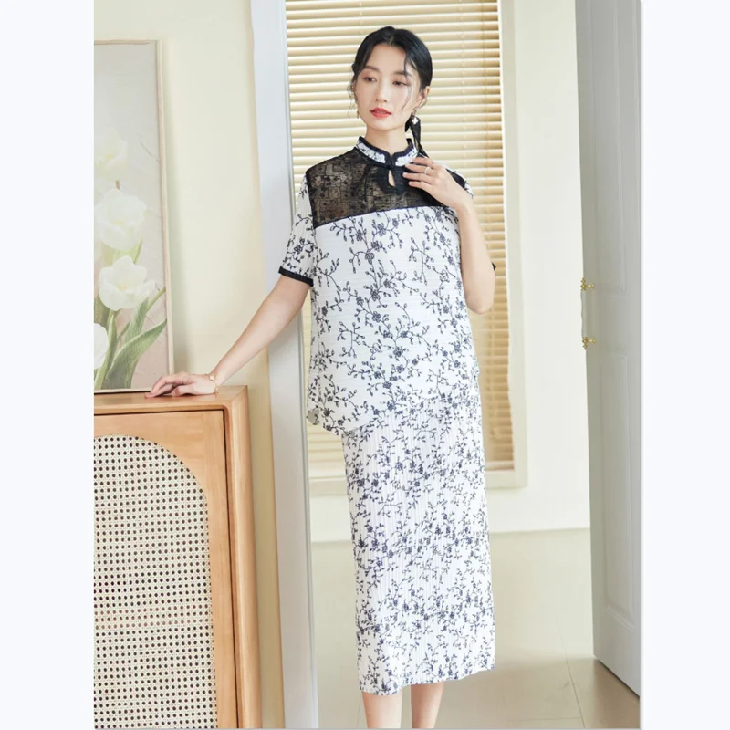 

Two Piece Set For Women Vintage Chinese Style Stretch Miyake Pleated Stand Collar Short Sleeve Printed Patchwork Top + Skirt