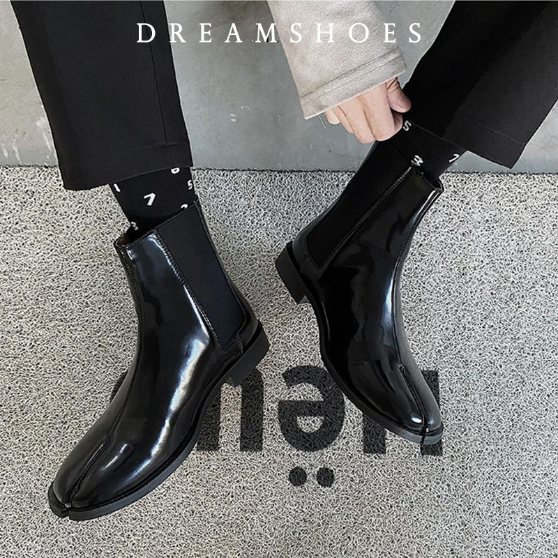 

2025 Retro Split Toe Ankle Boots Patent Leather Shoes Tabi Ninja Botas Mujer Thin Sole Trotters Booties Winter