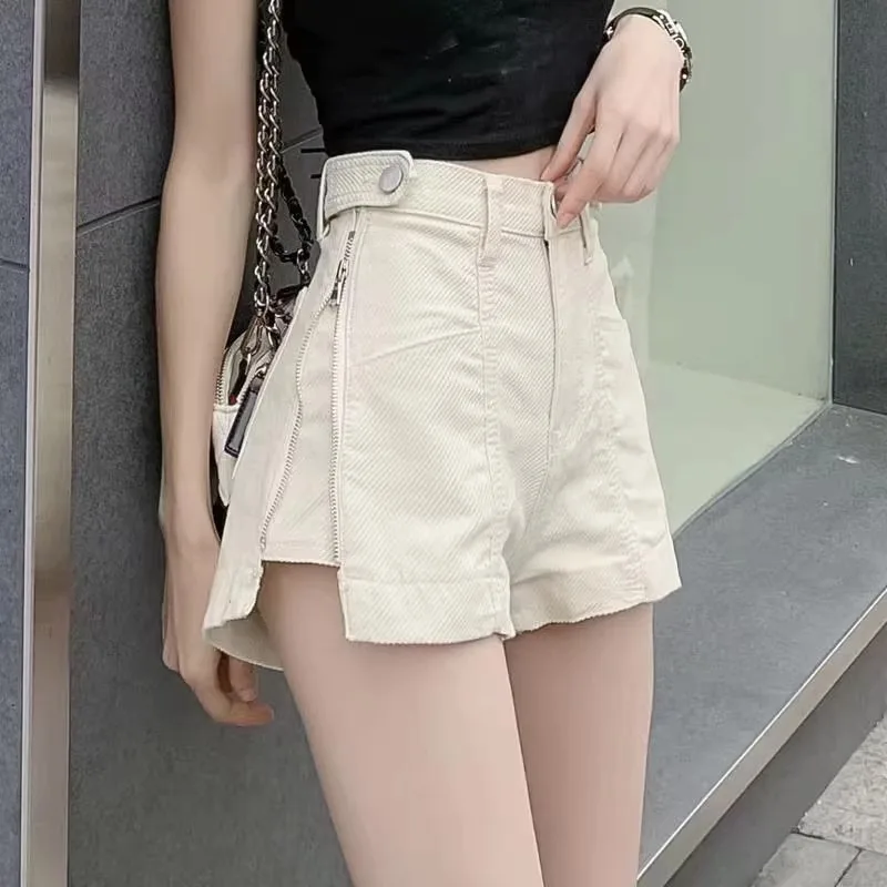 2026 Denim Shorts Women's High Waist Split Fork Thin Summer New A-shaped Straight Loose Super Hot Pants Tide