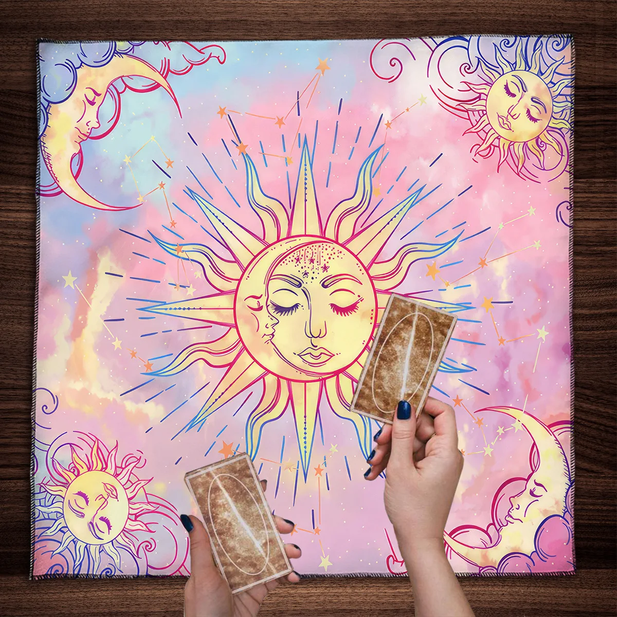 50/75/110/137cm Tarot mat Witchcraft Altar Cloth Mystical Sun Moon Divination Tarot Cards Tablecloth Spread Tarot Reading Cover