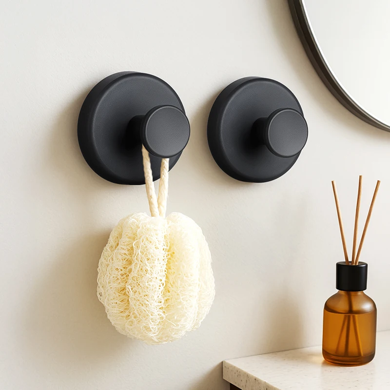 ถ้วยดูด Hook สูญญากาศที่แข็งแกร่งห้องน้ําดูดถ้วย Hooks ผ้าเช็ดตัวกันน้ํา PP แขวนผนังแบบใช้ซ้ําได้สําหรับแขวน Robe