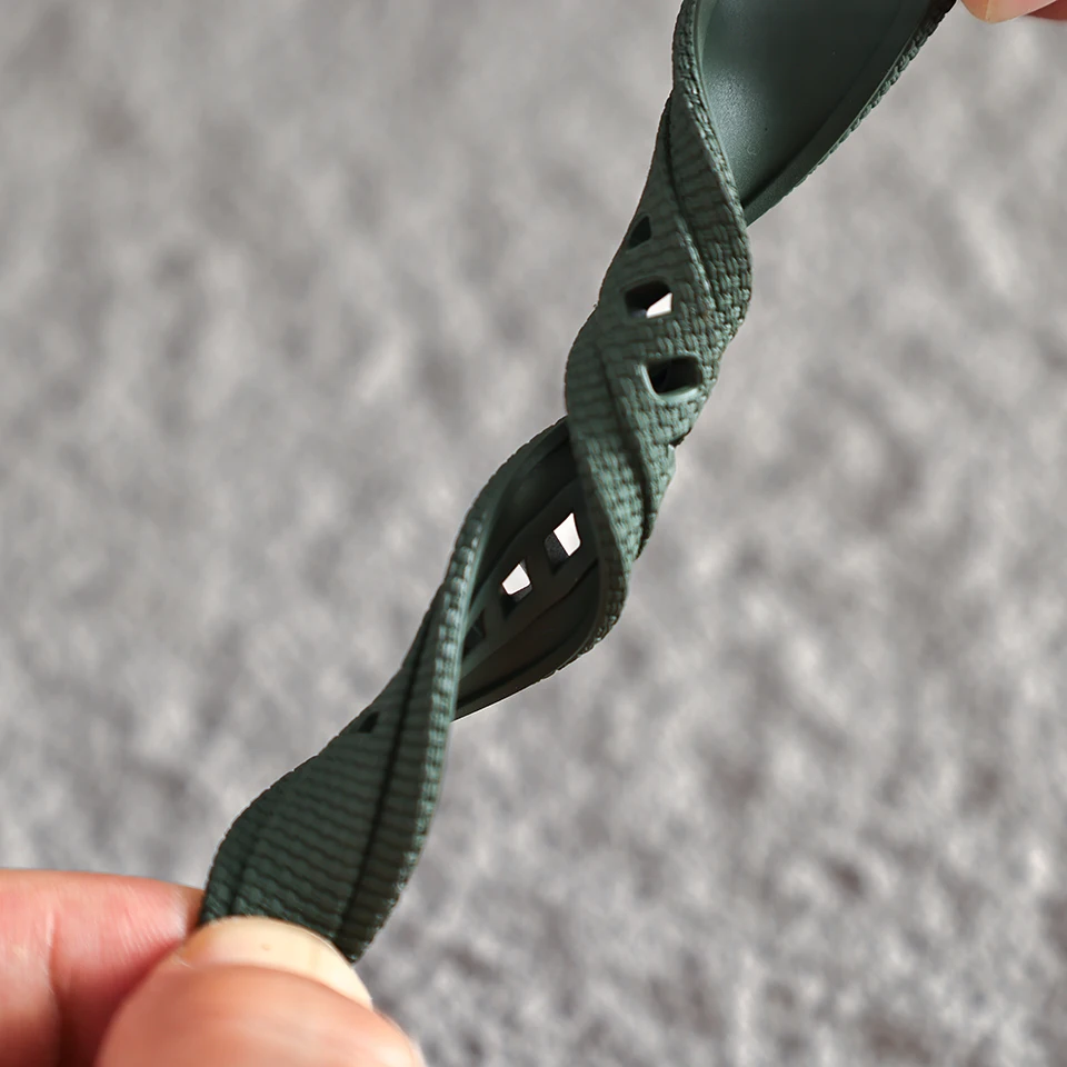 Neues Design, gebogenes Ende, Gummi-Uhrenarmband, 20mm 21mm 22mm, FKM-Uhrenarmband, Sport-Armband für Herren, für Rolex, Seiko, Omega, Tissot – Detail 7
