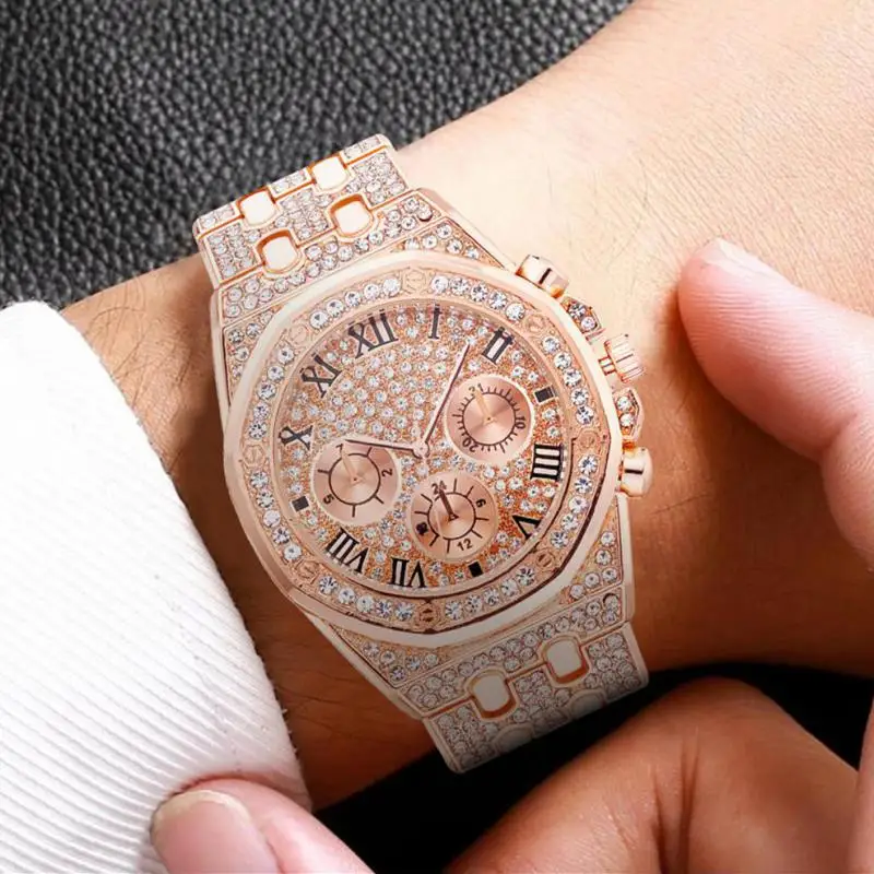 Men\'s Watch Fashion Luxury Three-eye Full Diamond Roman Pattern Stainless Steel Diamond Multi-function Casual Quartz Watch 2022