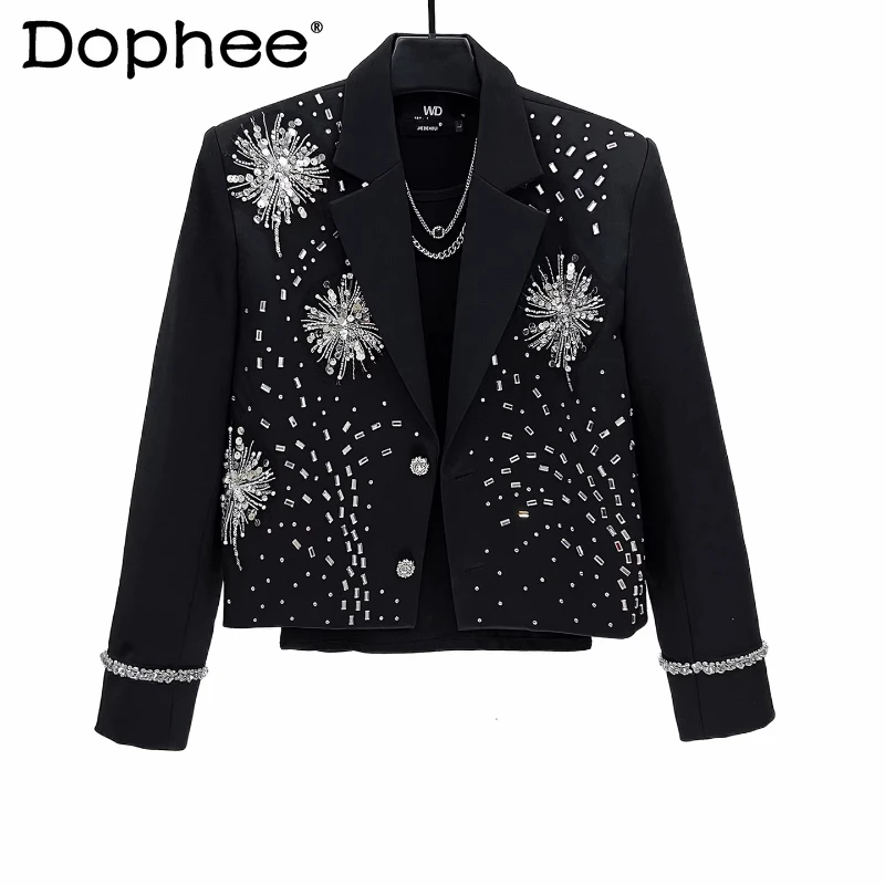 

Fashion Rhinestone Embroidered Short Style Suit Jackets Men 2025 New Loose Design Comfort Blazers Male Handsome Tailored Coats
