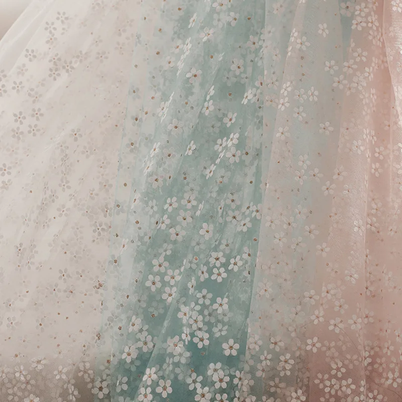 

Новая сетчатая вышитая маленькая кружевная ткань с ромашками, кружевная ткань для детских платьев и свадебных платьев, швейные материалы