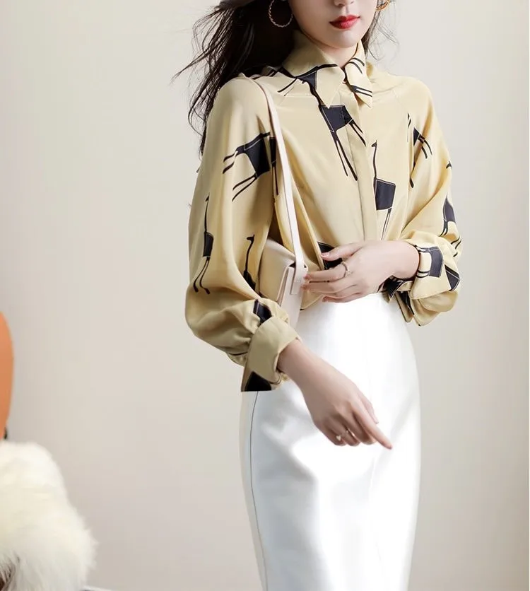 

Ln 2022 the new spring sweet chic coat show thin silk shirts female senior mulberry silk shirt