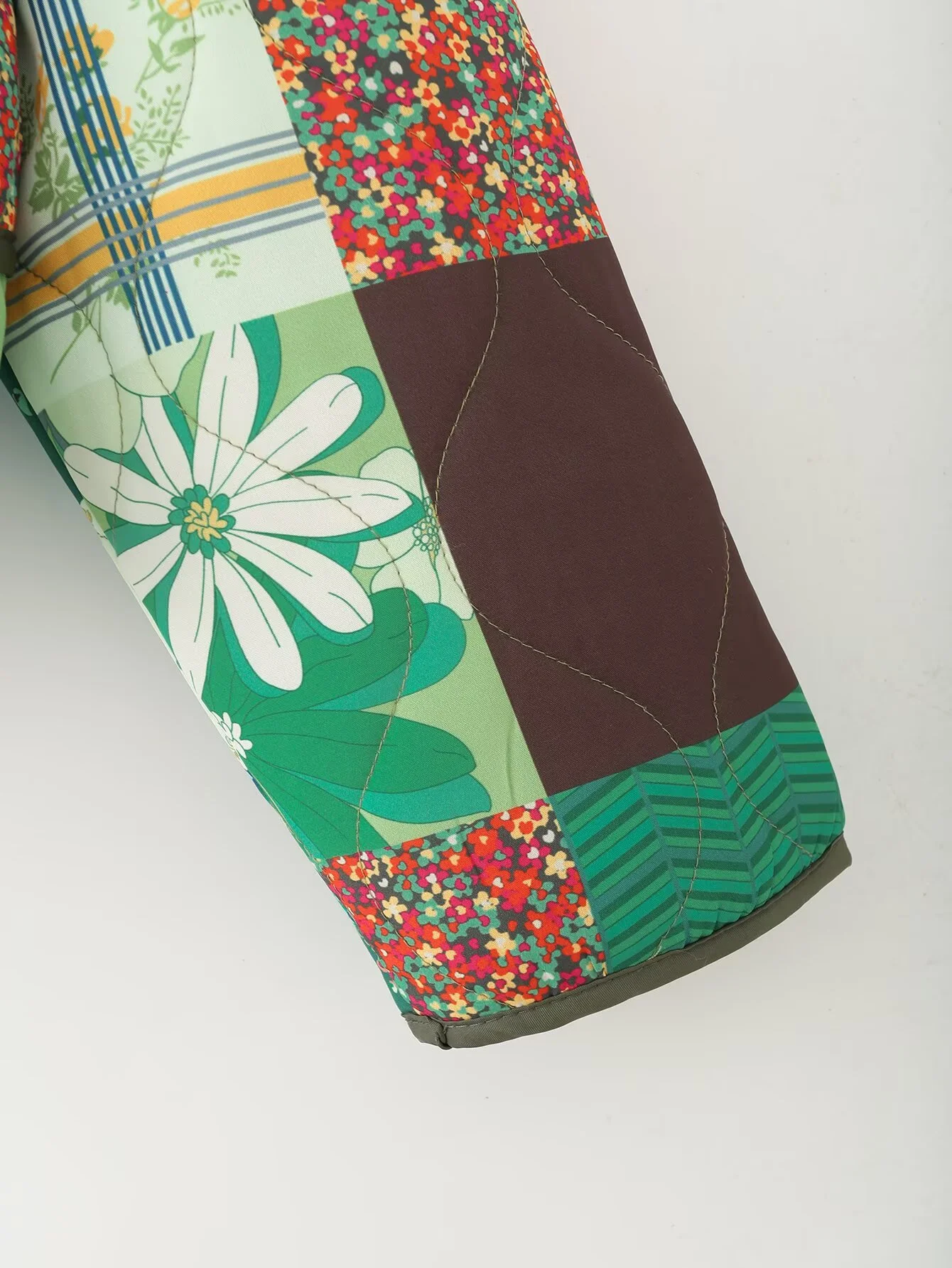 2025 Winter New Women's Casual Fashionable Elegant Versatile Design Round Neck Long Sleeve Quilted Cotton Jacket