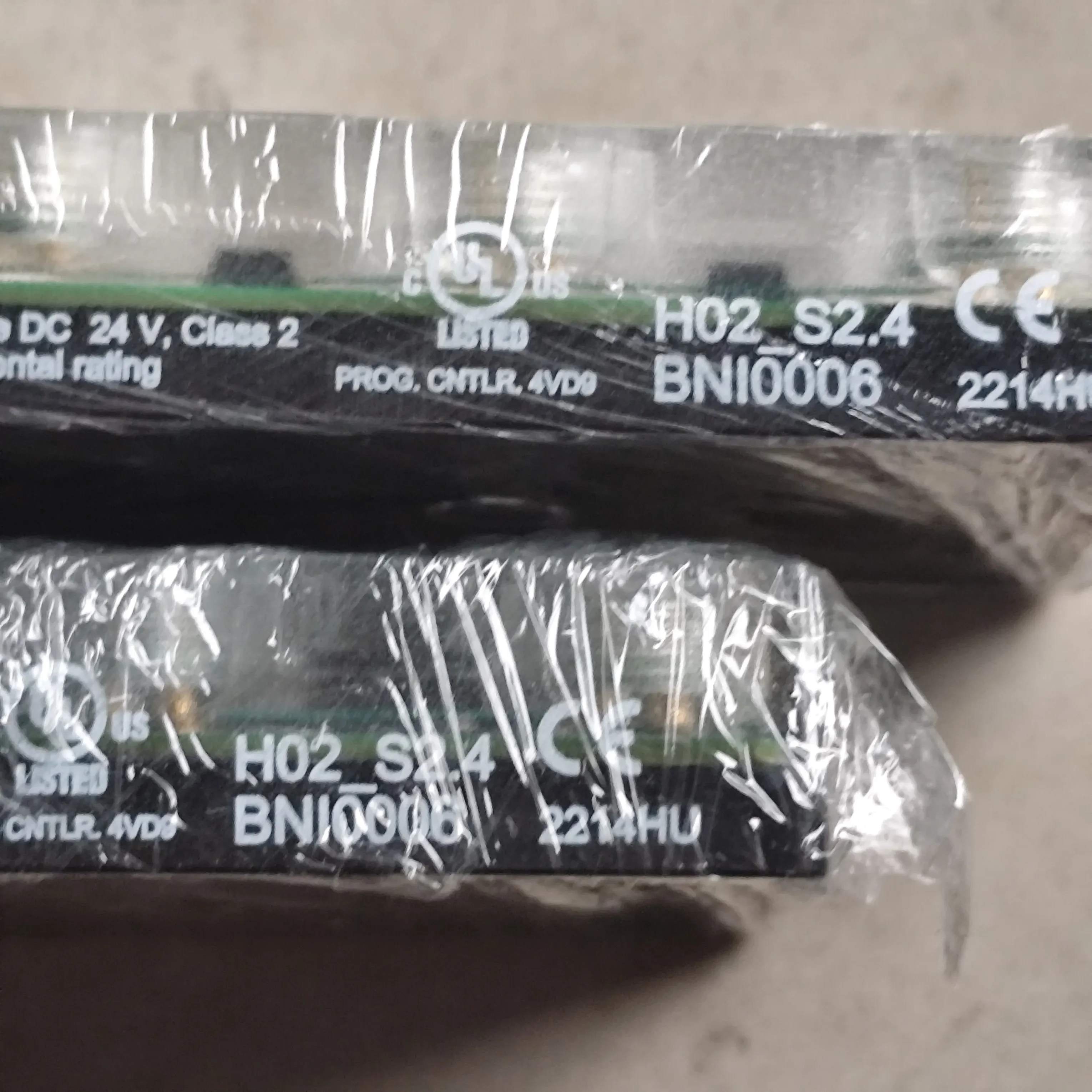 * Spot * Promotion BNI0006 New Balluff Module BNIIOL-104-000-K006 Will Be Sent On The Same Day As The Real Shot.
