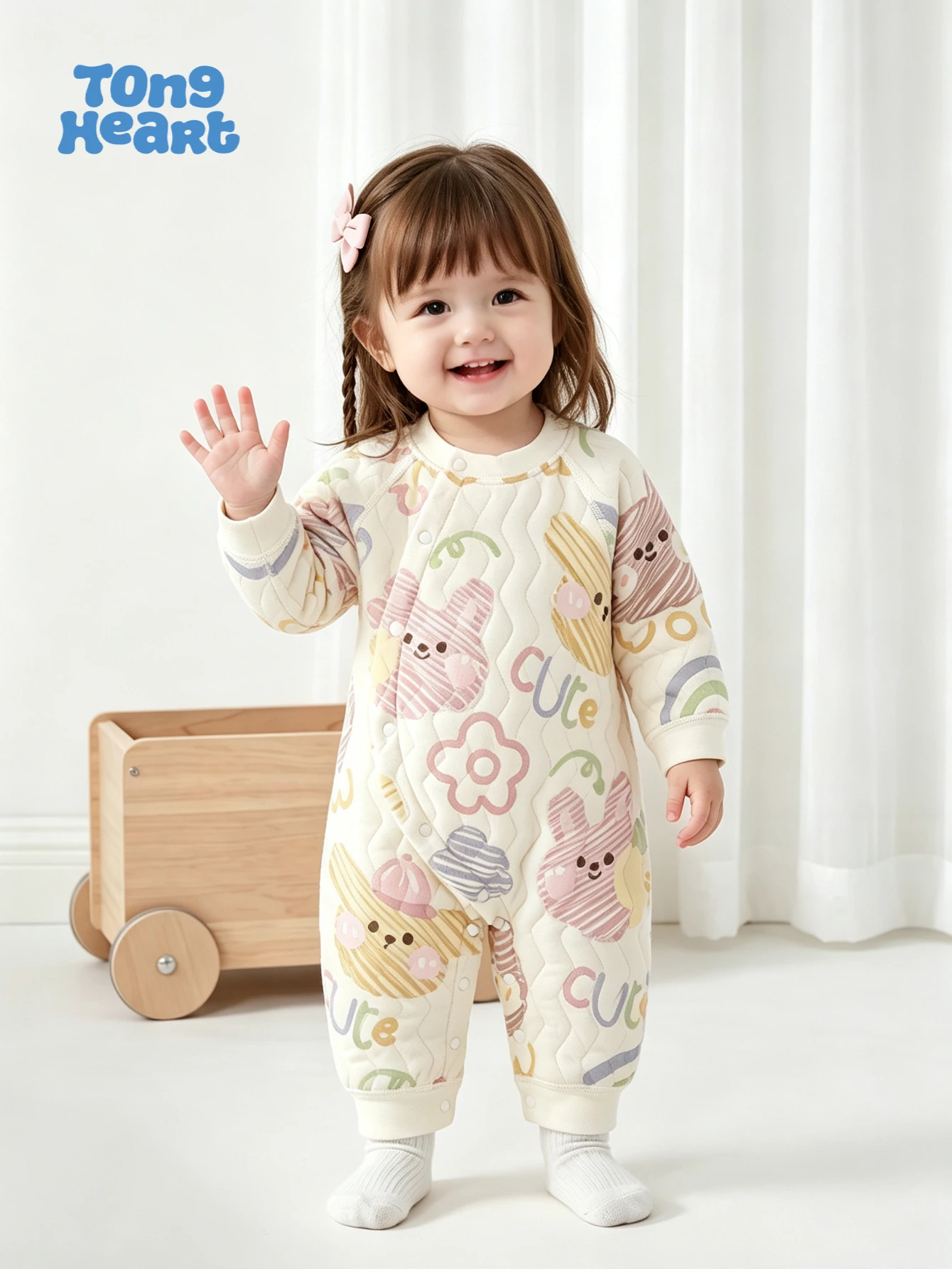 TongHeart Winter Baby Warmth-Resistant One-Piece Suit for Newborns, Suitable for Autumn and Winter, Provides Warmth and Cold