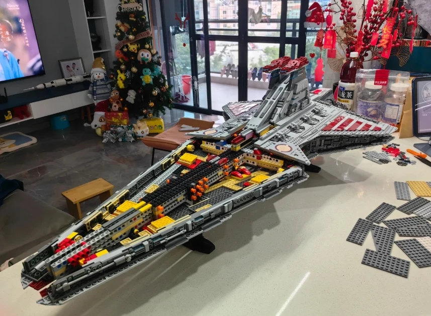 

Stock NEW 75367 Biggest Venator Class Republic Attacks Cruiser Building Set Blocks Bricks Toys for Kids Birthday Gifts Decorate