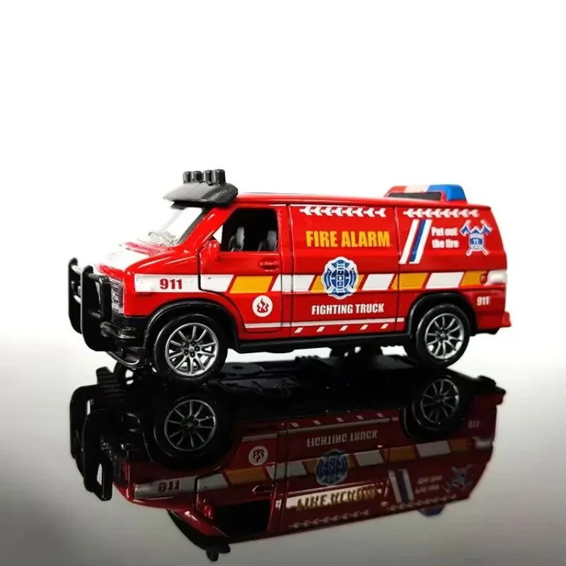 1:32 Simulation Ambulance Model Alloy Pull Back Die-casting Car Toy Police Special Car Children's Toy Gift