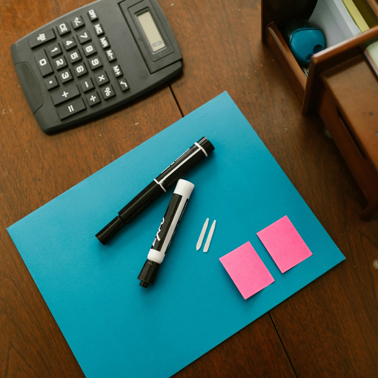 

20Pcs Refillable Whiteboard Markers Paint Pens Replaceable Nibs Fine Tip Multi Surface Use for Office School Art