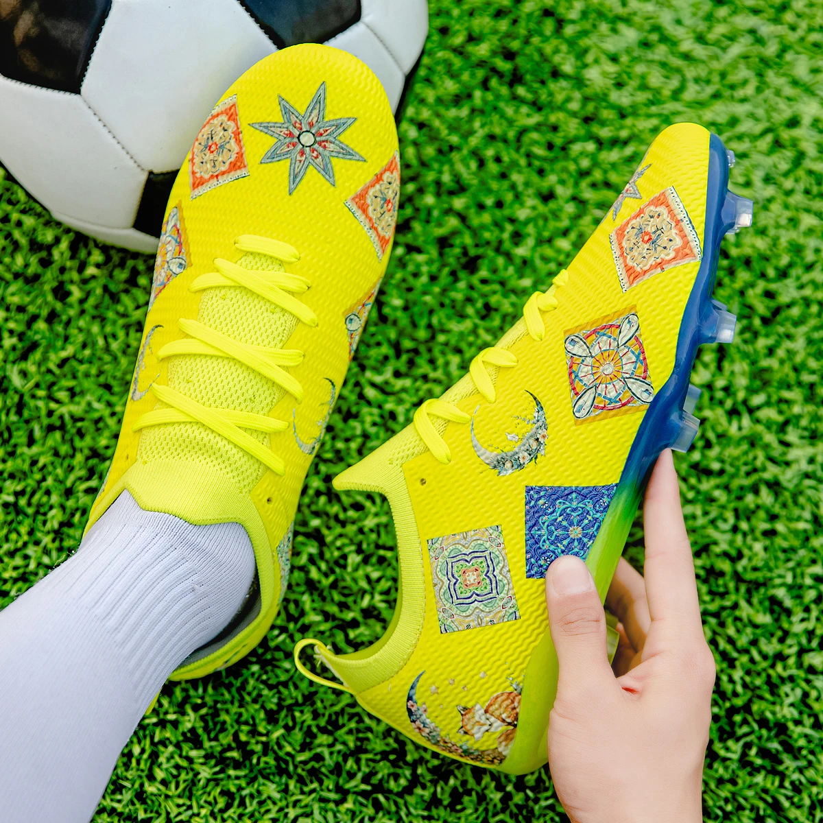 Nowe buty piłkarskie Długie paznokcie Złamane paznokcie Męskie buty Kompleksowe buty treningowe Buty damskie Buty sportowe Bezszwowe Latające duże