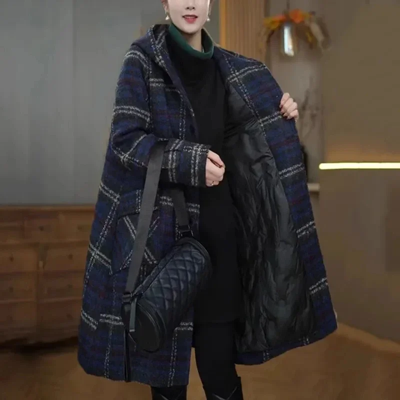 High End แฟชั่นผู้หญิงฤดูใบไม้ร่วงฤดูหนาวเสื้อขนสัตว์หญิงเดี่ยว Breasted Thicke ลายสก๊อตเสื้อขนสัตว์ยาว Windbreaker Q100