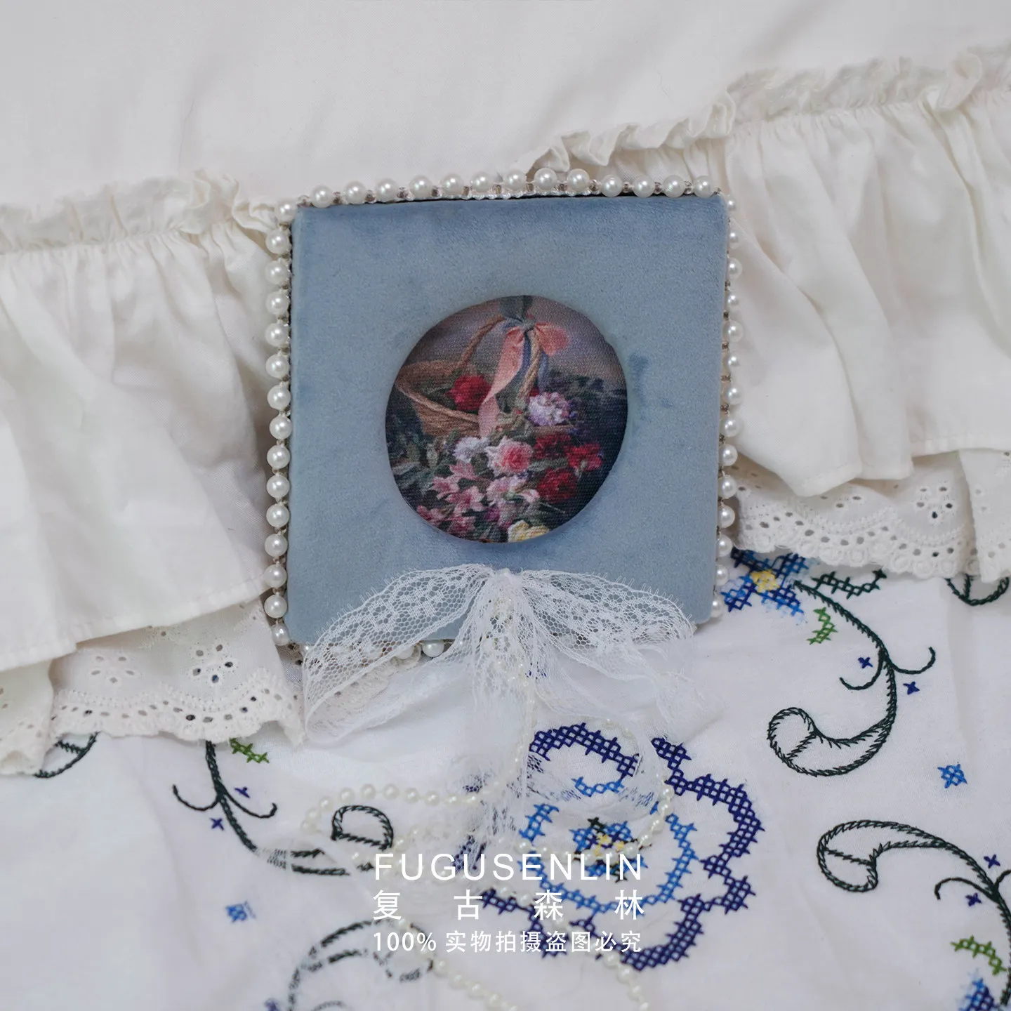 1PC French Style Blue Velvet Lace Frame Wall Hanging Picture Frames Pearl Tassel Photo Frame Ornament for Homestay Decoration