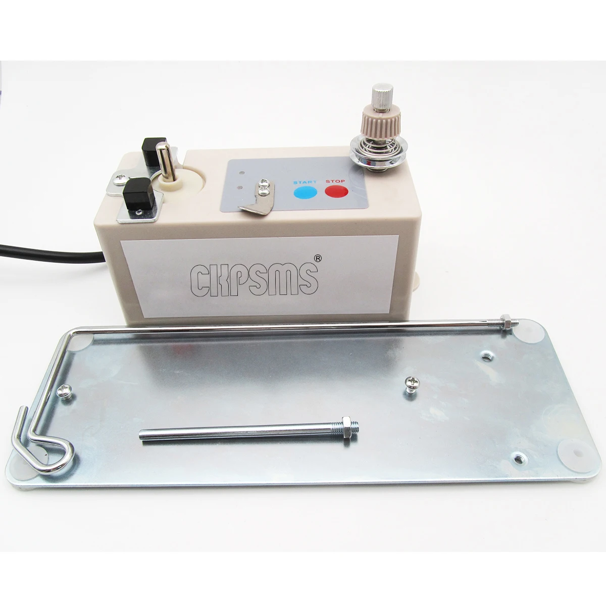 High quality and good quality automatic winder, suitable for most 6MM inner diameter bobbins. With 110V and 220V plugs.