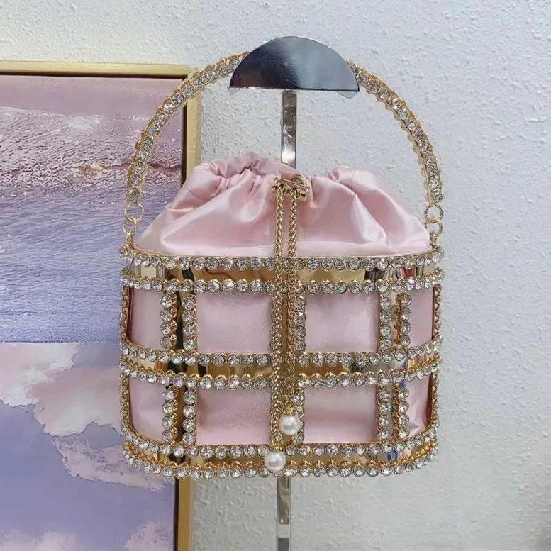 Borsa da sera di lusso con gabbia in metallo scavata con diamanti in cristallo Borsa da donna con perline di perle Borsa a tracolla con pochette per