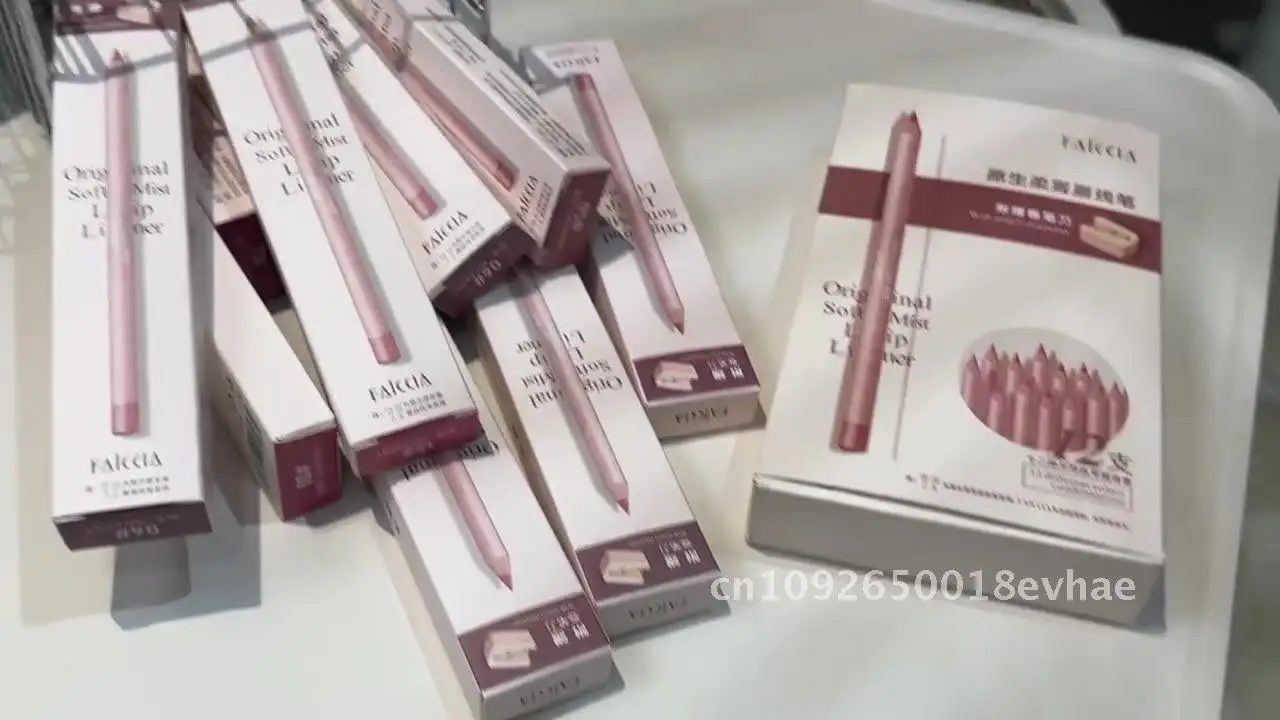 FAICCIA Set di rossetti nudi originali con fodera per labbra morbida e nebbia - Riparazione naturale a lunga durata con temperamatite Vari tonalità