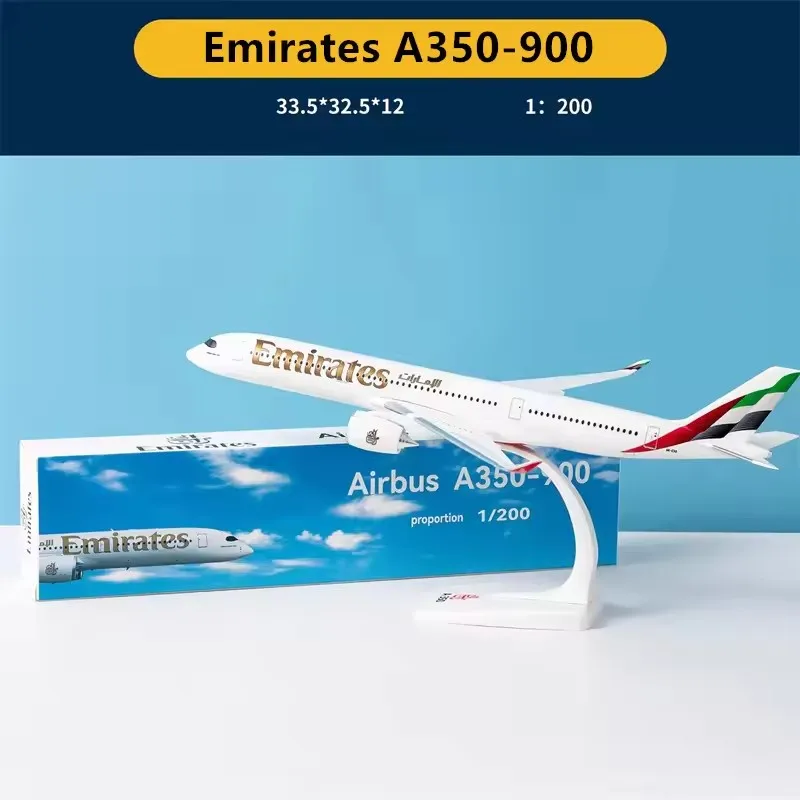 New 1/200 Scale A350-900 UAE Emirates Airline Aircraft Assembly Plane Model Airplanes Toy Collection Display With Base