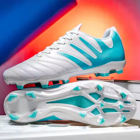 Men Breathable Football Boots Futsal Ultralight Soccer Shoes Professional Training Sneakers Unisex Grass Cleats Match Sport