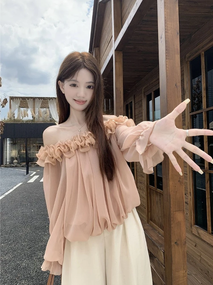 Damska bluzka w stylu francuskim z odkrytymi ramionami, długi rękaw, wzór z kwiatami 3D, lekki luksus, modny top, odzież codzienna, zakrywająca brzuch.