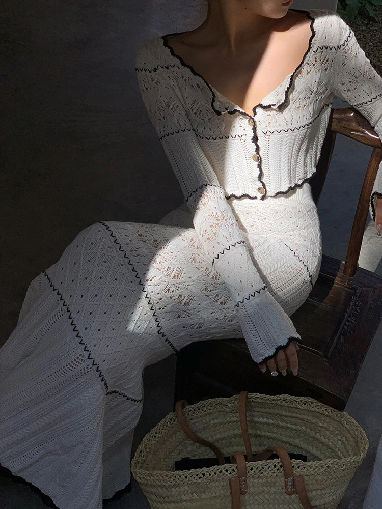 Costumes tricotés pour femmes, mode d'été, Design de boutons, manches courtes, col rond, haut court + jupe moulante, crochet fleur creuse, ensemble de 2 pièces