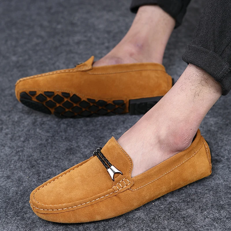 2024 New Tide Men Gentleman Casual Moccasins Loafers Black Brown Male Business Formal Shoes Suede Leather Adult Driving Shoes