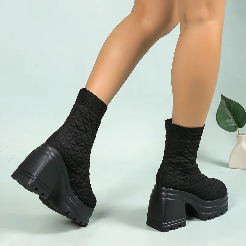 Bottes de rinçage à talons hauts à l'offre elles optiques pour femmes, chaussures en coton, Parker rond, document solide, décontracté, à la mode, automne, hiver, nouveau