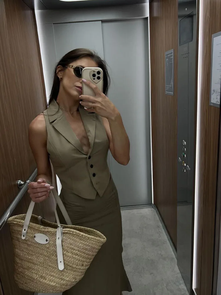 2024 Summer New Temperament Fashionable All-match V-neck Sleeveless Linen Blended Back Opening Design Vest
