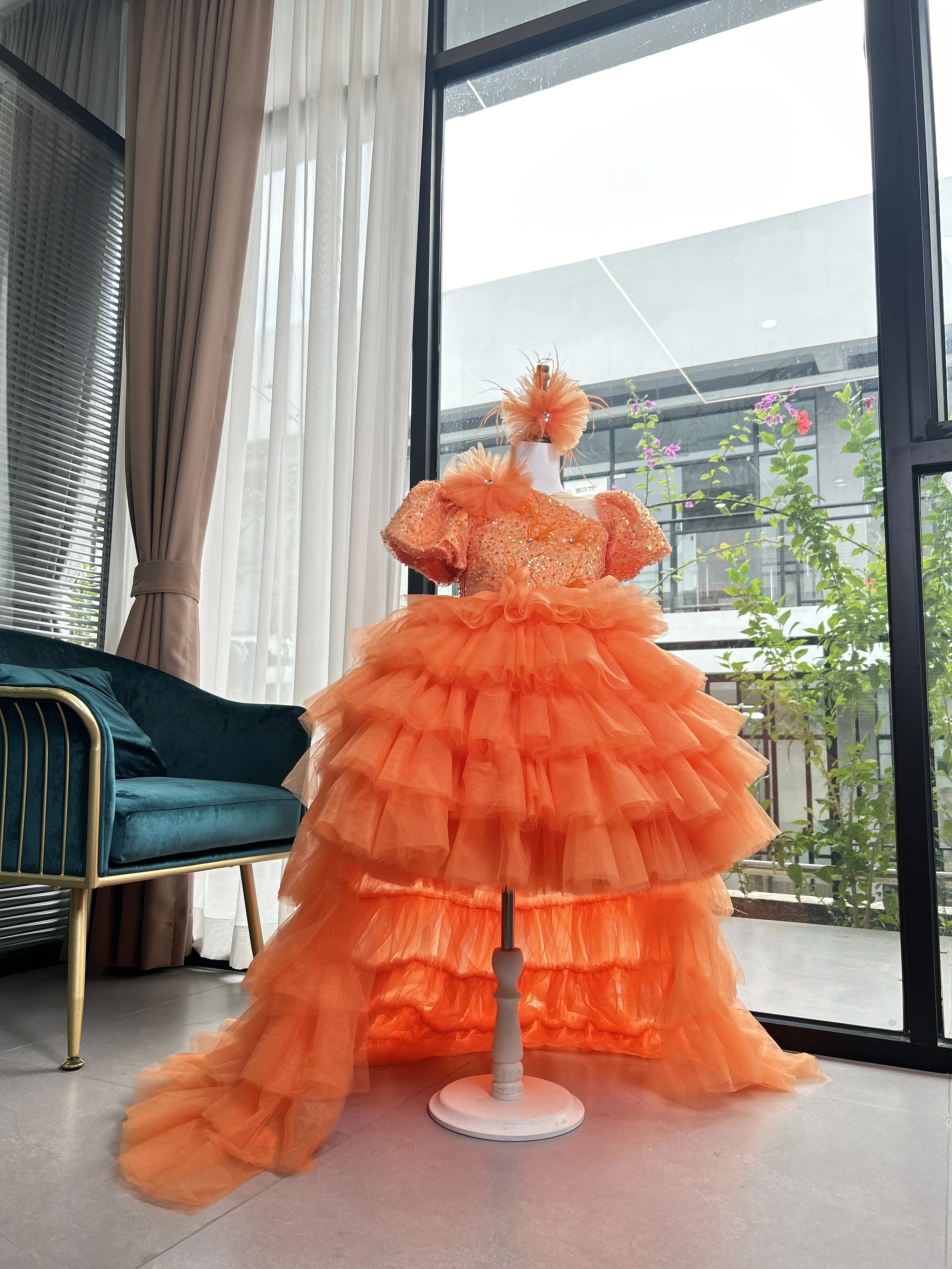 Lady and luxurious catwalk dress luxurious atmospheric tulle lace sequins evening dress girl birthday Christmas gift children\'s