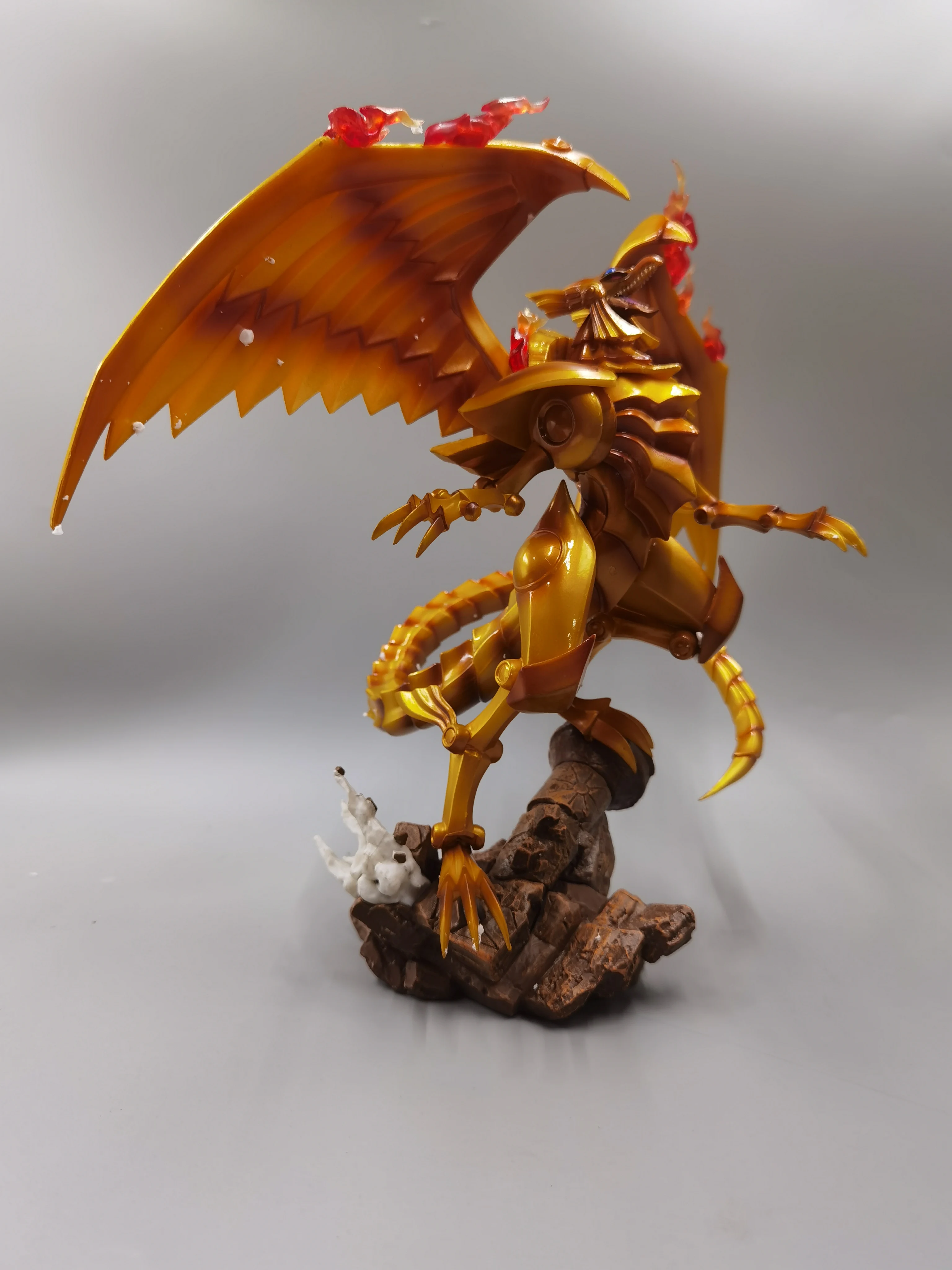 ฟิกเกอร์ยูกิโอ มังกรปีกแห่งรา ขนาด 27 ซม. รุ่น GK รูปปั้นเทพเจ้าอียิปต์ การ์ดสามเทพผี ของตกแต่ง ของเล่น