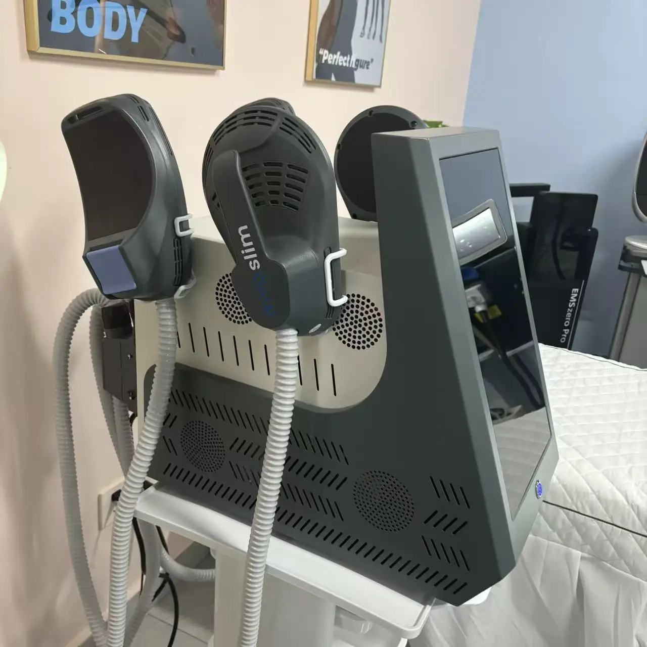 

Ultra EMS Body Sculpting Machine Upgrade 6500W myoslim RF ABS Muscle Stimulator Professional Abdominal Muscle Building Slimming