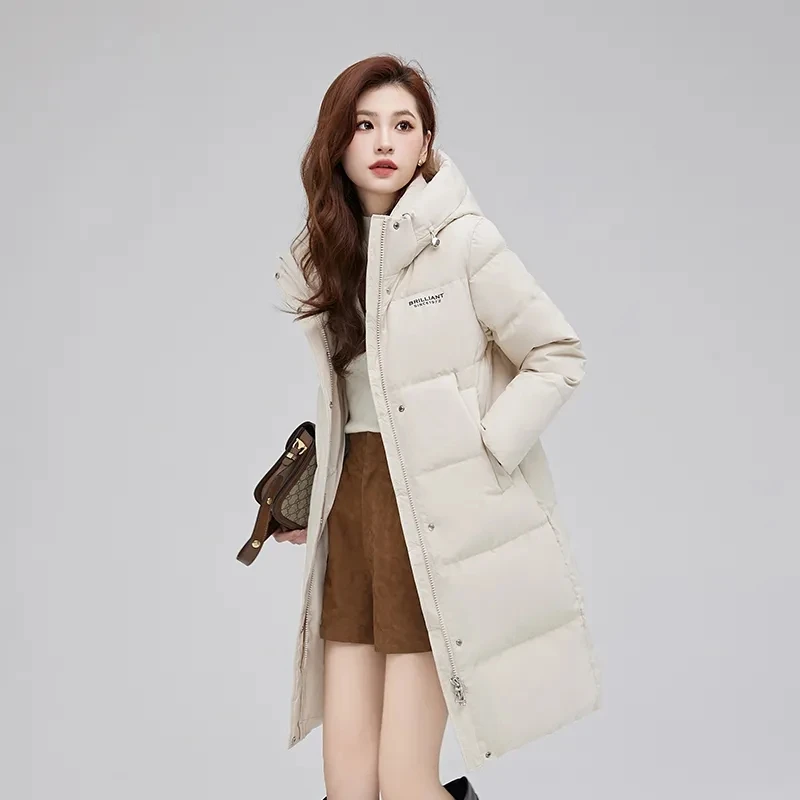 ผ้าฝ้ายเบาะแจ็คเก็ตผู้หญิง Parkas ยาว 2025 ฤดูหนาวใหม่คออบอุ่นผ้าฝ้ายเบาะสุภาพสตรีแฟชั่น Outwear ขนมปัง Overcoat