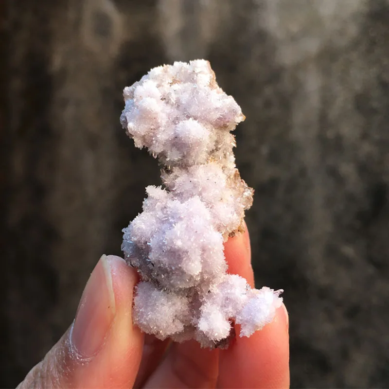 Guizhou 100% Natural Light Purple Creedite Mineral Specimen Crystal Clusters Gypsum Stones Home Decor Collection
