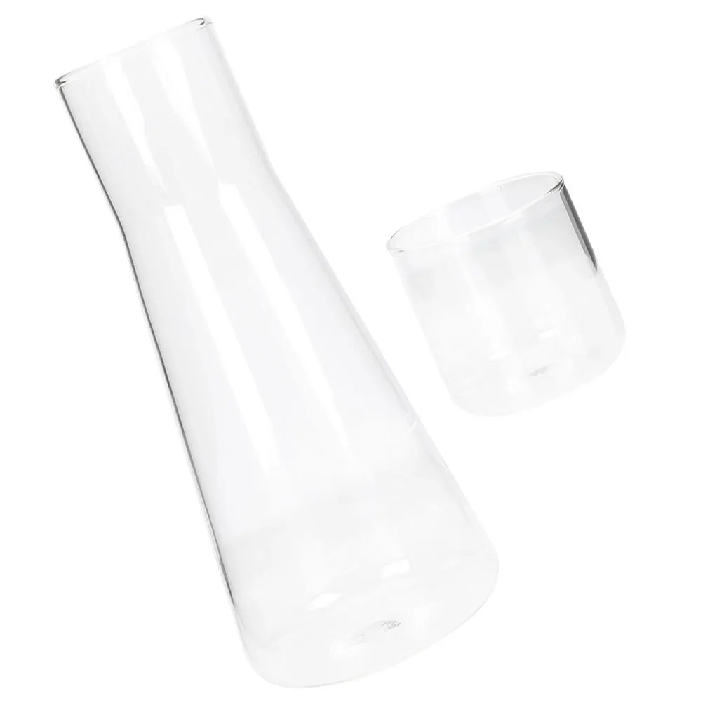 

1Set Bedside Water Carafe and Glass Set Elegant Display Dining Room Living Room Desk Eye Catching Home Accent Carafe with Cup
