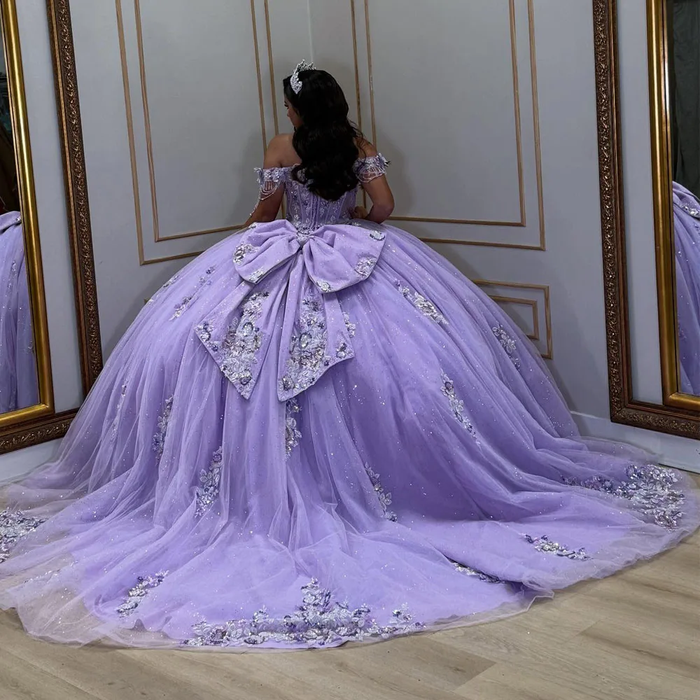 

2025 Princess Lilac Ball Gown Quinceanera Dresses Lace Appliques Off Shoulder Party Dress Robes De Soirée