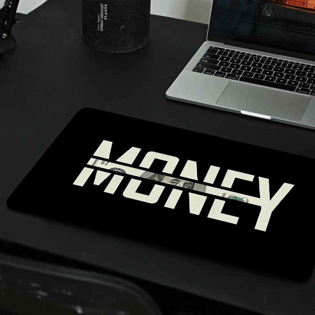 Personalisiertes Minimalistisches Buchstabenmuster Gaming-Mauspad XL XXL Rutschfeste Langlebige Schreibtischunterlage für Zuhause Büro Studentenwohnheim