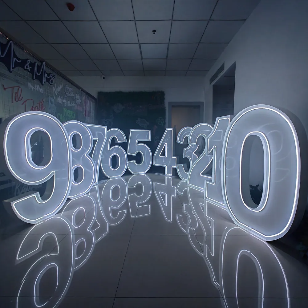 Standing LED Neon Sign Custom Letter Number Personalized Night Light for Home Bedroom Party Wedding Event Decor