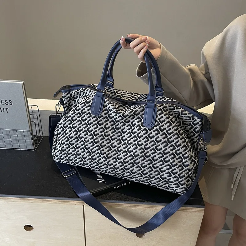 حقيبة سفر محمولة للنساء ذات سعة كبيرة وخفيفة الوزن لمسافات قصيرة حقيبة أمتعة سفر محمولة للرياضة واللياقة البدنية