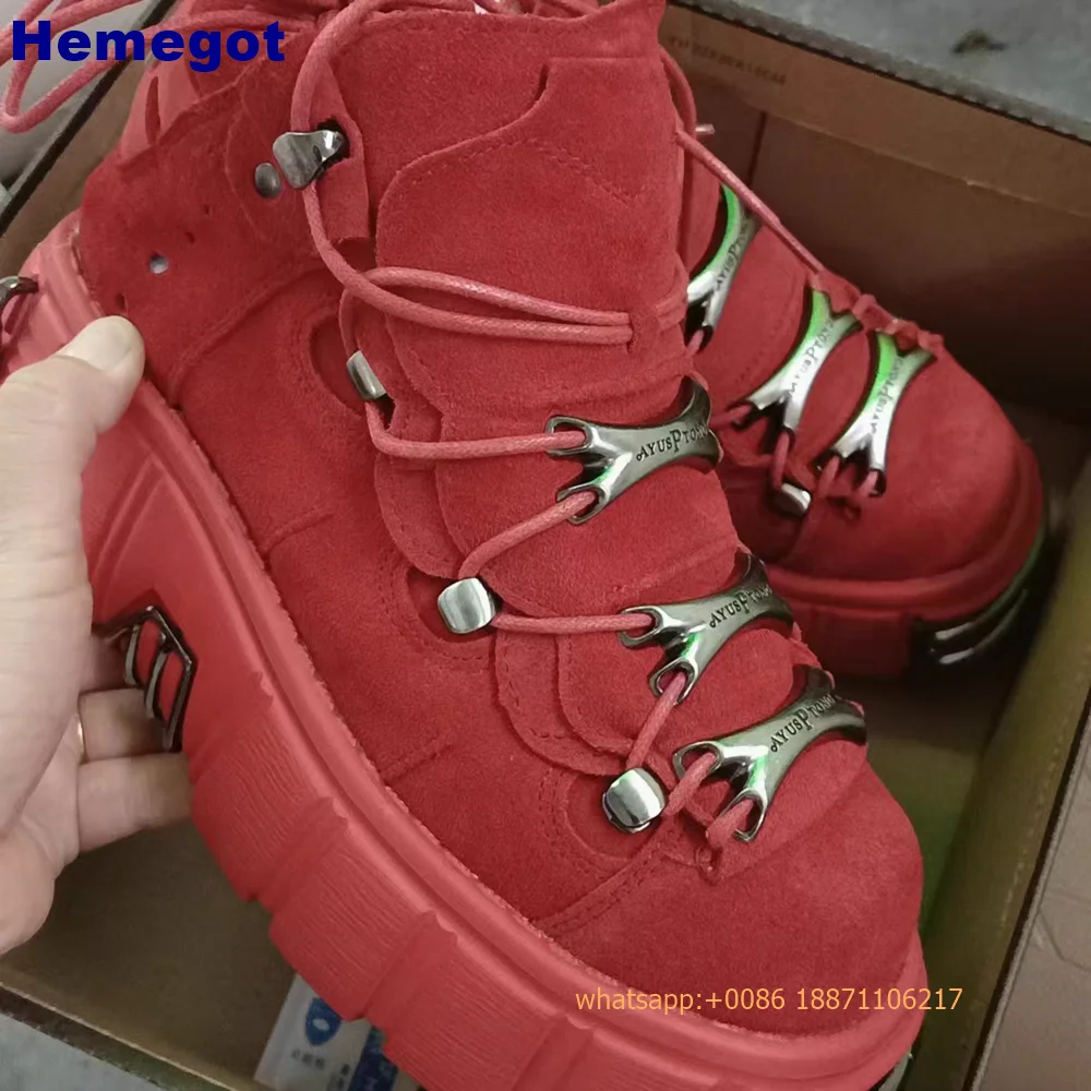 Zapatos Deportivos informales con remaches de Metal rojo para mujer, botas deportivas con cordones a la moda, botines de plataforma redondos Rock Punk Street, 2024