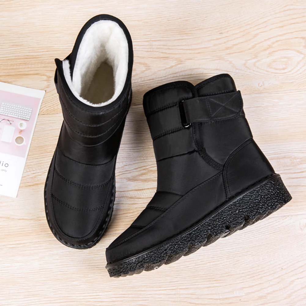 أحذية نسائية دافئة من الفرو القطيفة مقاومة للماء أحذية شتوية للثلج مع خطاف وحلقة هدايا مبطنة بالقطيفة للأصدقاء الأم