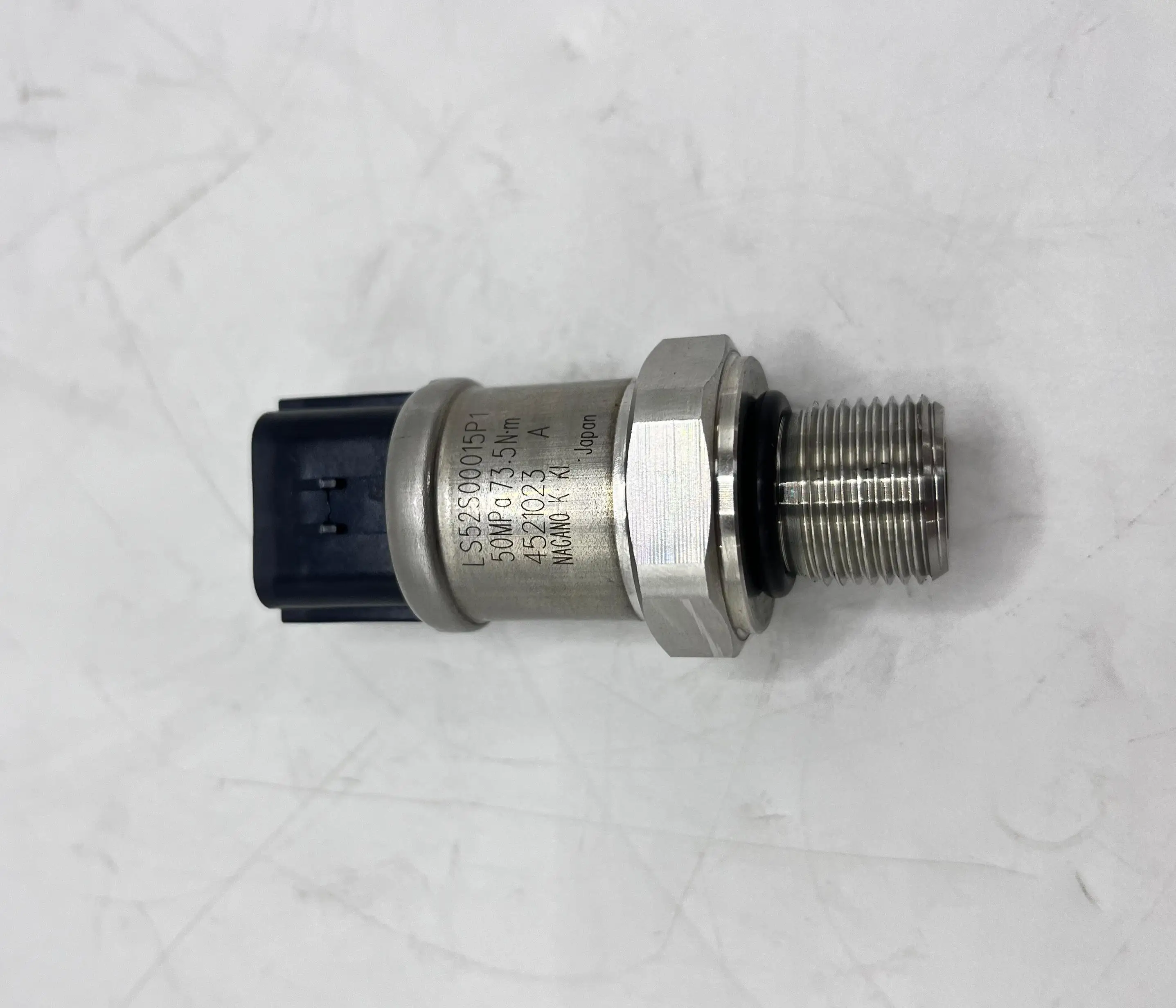 

LS52S00015P1 YN52S00103P1 YN52S00048P1 High Pressure Sensor Suitable for Kobelco SK200-8 SK250-8 Excavator