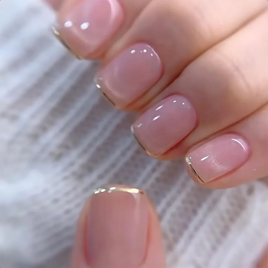 

Nude Pink Pr on Nails Short Square Fake Nails with French Tip Acrylic Glue on Nail Glossy Full Cover Artificial Stick on Nail f