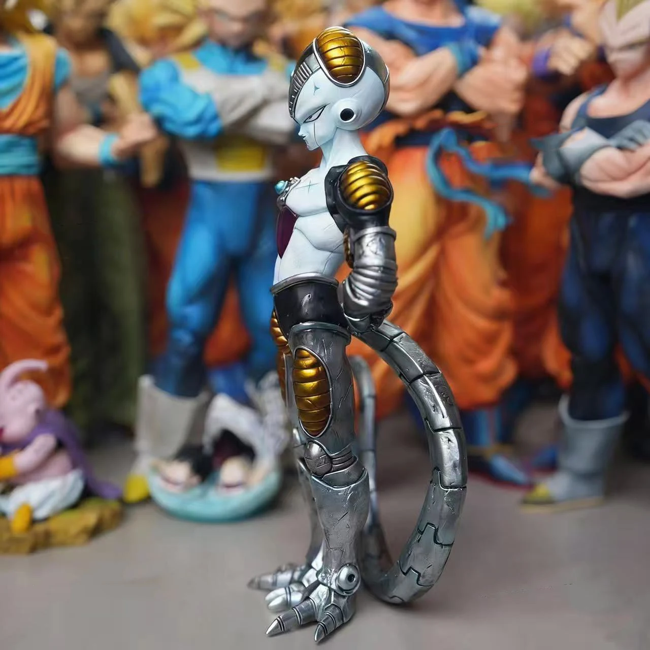 ดราก้อนบอล อนิเมะ เมชา ฟรีซ่า - Model Kit Frieza บทวิจารณ์และราคา